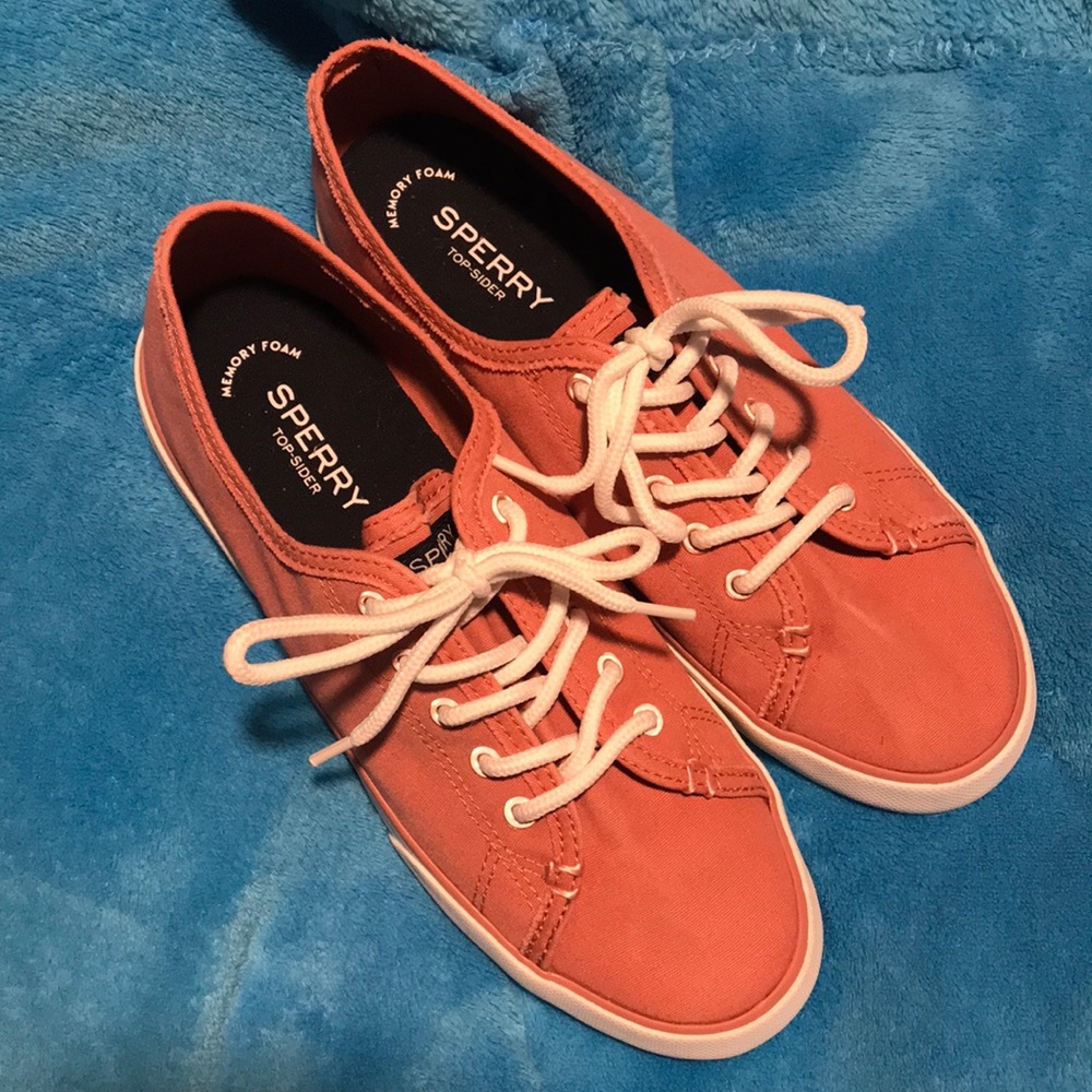 NWOT Sperry top-sider | dark pink color